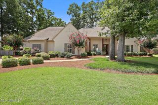 215 Grayhawk Drive, Madison, MS 39110