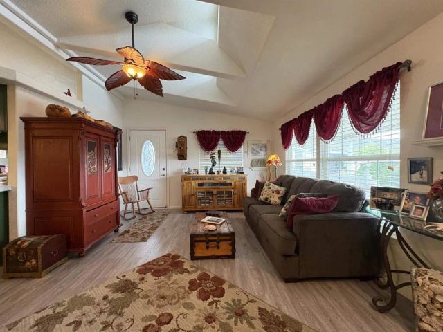 13300 Los Coches Rd East 64, El Cajon, CA 92021