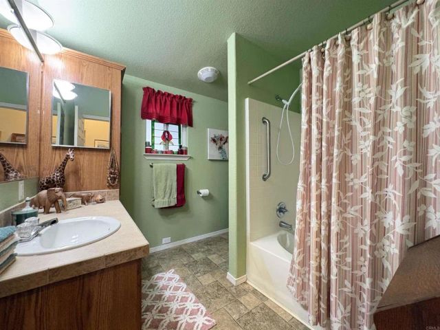 13300 Los Coches Rd East 64, El Cajon, CA 92021