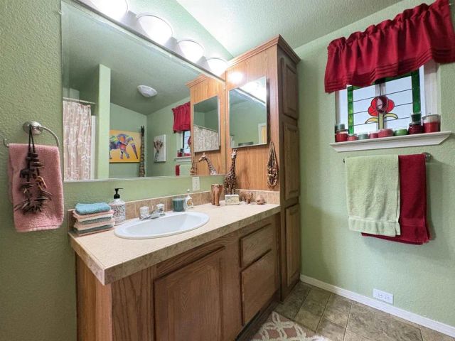 13300 Los Coches Rd East 64, El Cajon, CA 92021