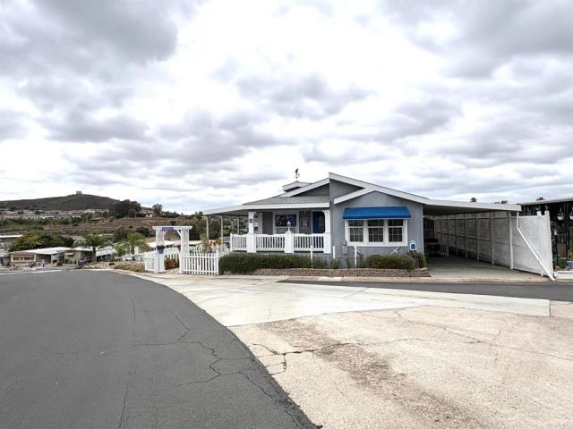 13300 Los Coches Rd East 64, El Cajon, CA 92021