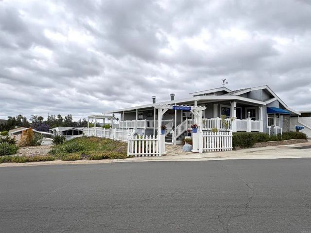 13300 Los Coches Rd East 64, El Cajon, CA 92021