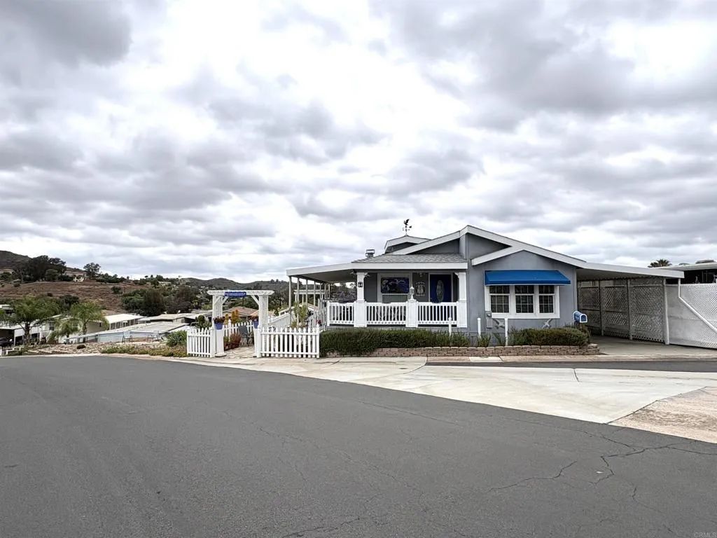 13300 Los Coches Rd East 64, El Cajon, CA 92021