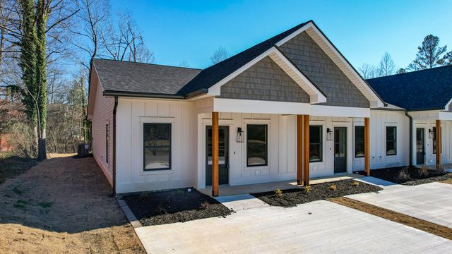 3482 Pinecrest Avenue NW, Cleveland, TN 37312