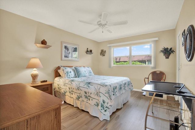 2750 E BAY DRIVE 12E, Largo, FL 33771