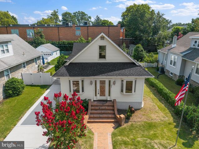 245 S LOGAN AVE, Audubon, NJ 08106