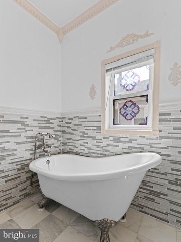 245 S LOGAN AVE, Audubon, NJ 08106