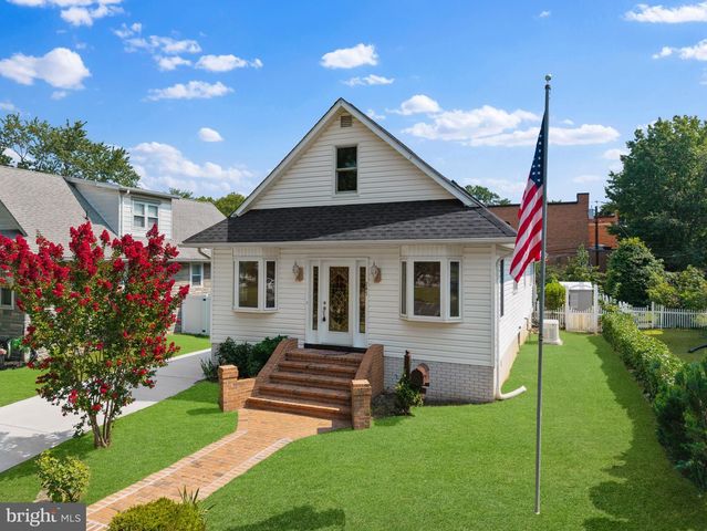 245 S LOGAN AVE, Audubon, NJ 08106