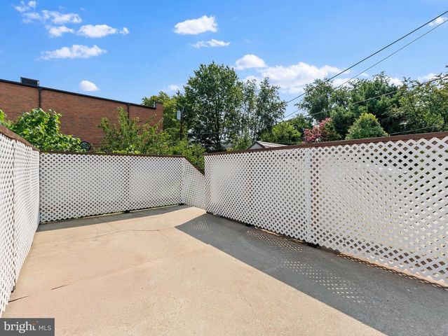 245 S LOGAN AVE, Audubon, NJ 08106