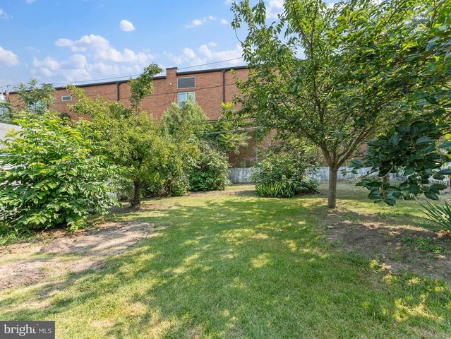 245 S LOGAN AVE, Audubon, NJ 08106