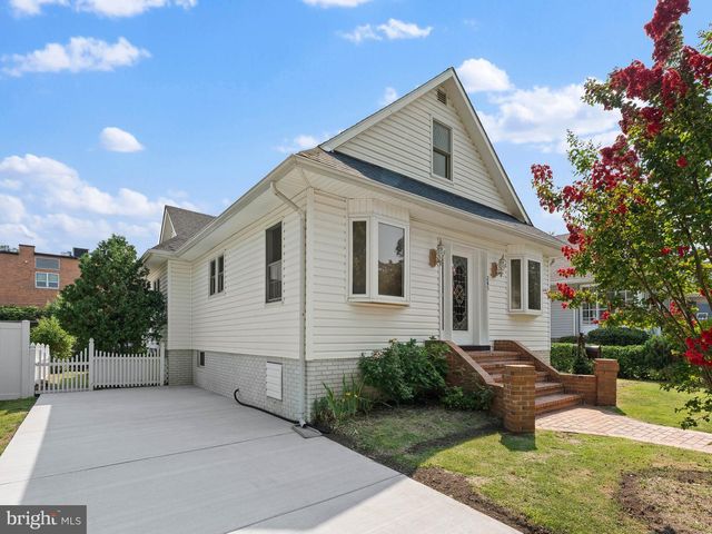 245 S LOGAN AVE, Audubon, NJ 08106