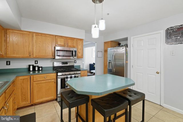 6704 SEABIRD CT, Clinton, MD 20735