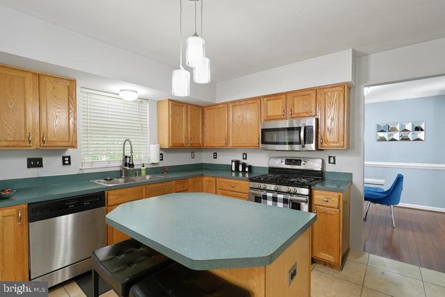 6704 SEABIRD CT, Clinton, MD 20735