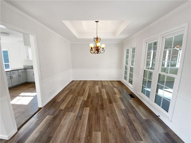 631 Driftwood Drive, Woodstock, GA 30189