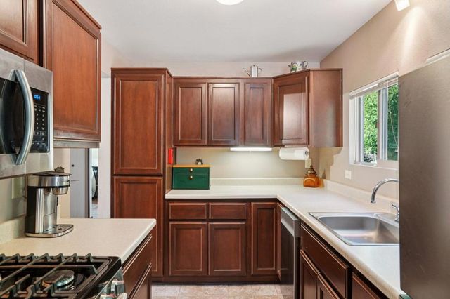 25140 Lodge Road, Idyllwild, CA 92549