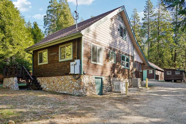 25140 Lodge Road, Idyllwild, CA 92549