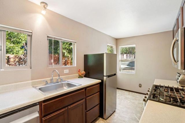 25140 Lodge Road, Idyllwild, CA 92549