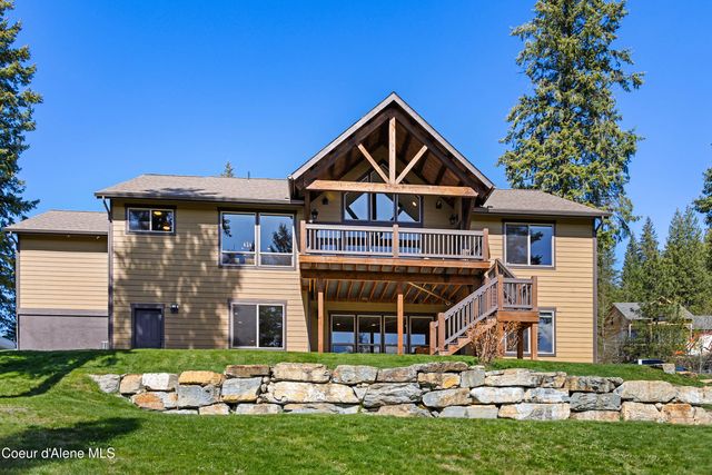355 Olympic DR, Sandpoint, ID 83864