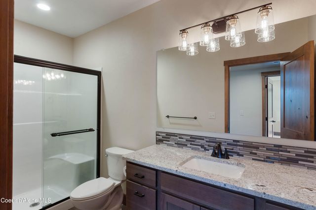 355 Olympic DR, Sandpoint, ID 83864