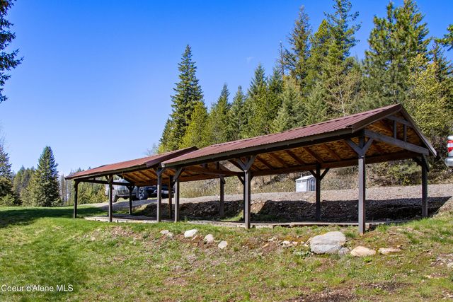 355 Olympic DR, Sandpoint, ID 83864