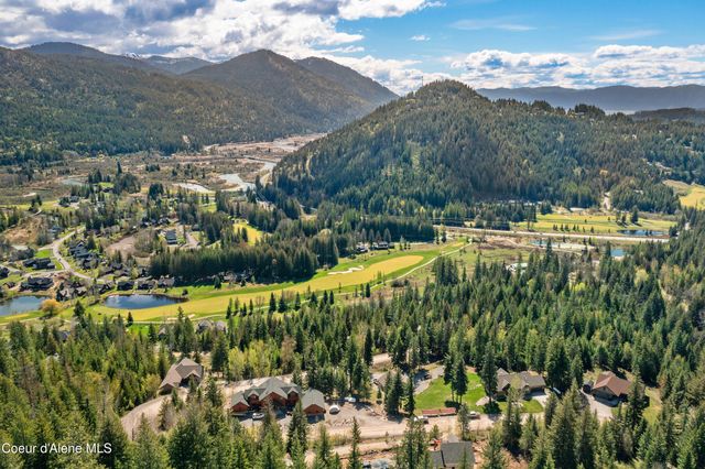 355 Olympic DR, Sandpoint, ID 83864