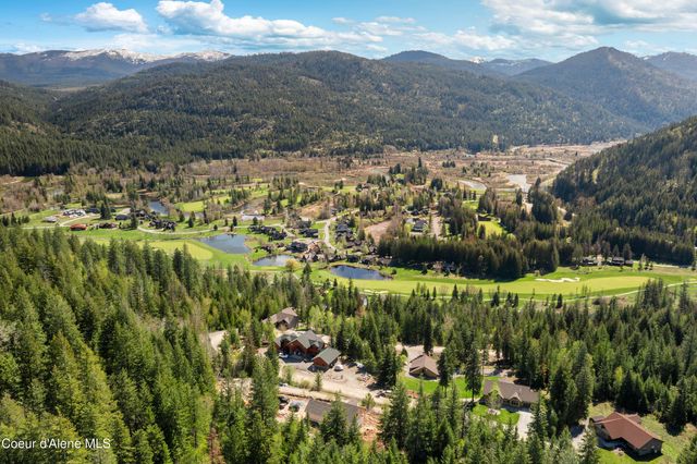 355 Olympic DR, Sandpoint, ID 83864