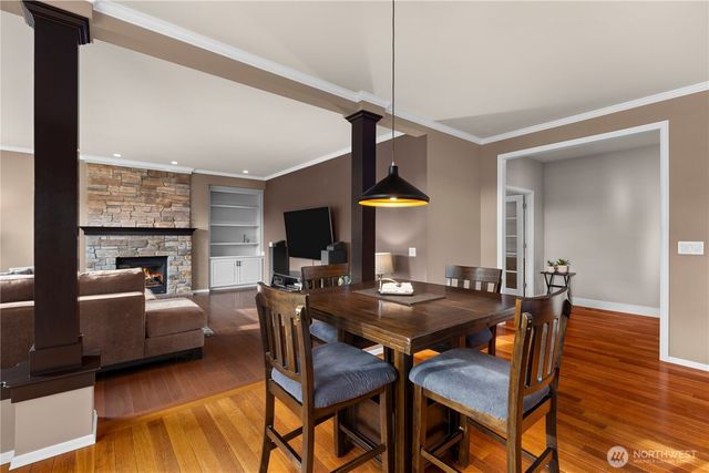 22040 Brier Road, Brier, WA 98036