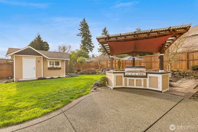 22040 Brier Road, Brier, WA 98036