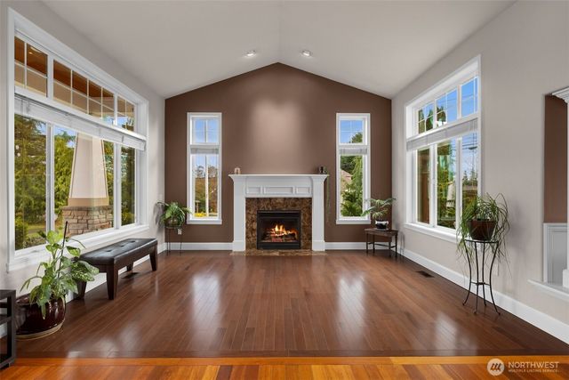 22040 Brier Road, Brier, WA 98036