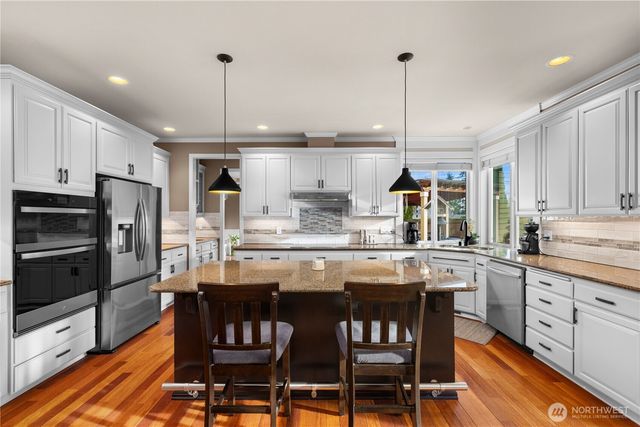 22040 Brier Road, Brier, WA 98036