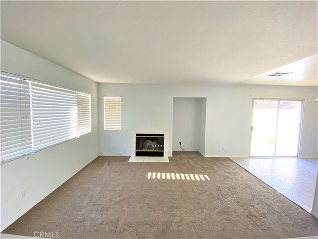 934 Primrose Lane, Corona, CA 92878