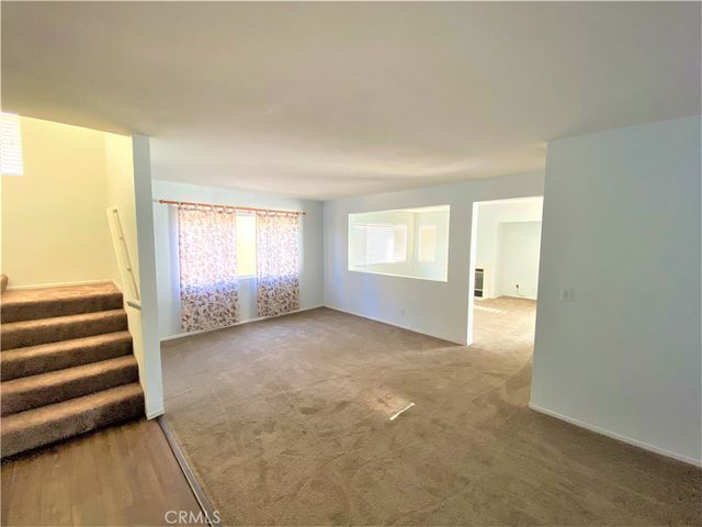 934 Primrose Lane, Corona, CA 92878