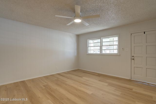 617 39th Street, Lubbock, TX 79404