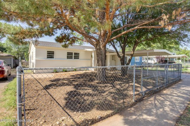617 39th Street, Lubbock, TX 79404