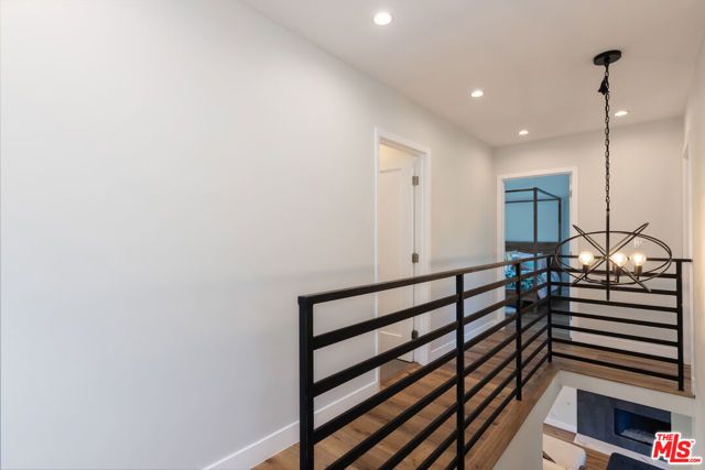 22623 Cavalier Street, Woodland Hills (los Angeles), CA 91364