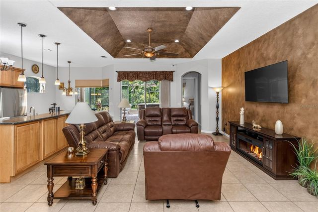 619 NEWHALL LANE, Debary, FL 32713