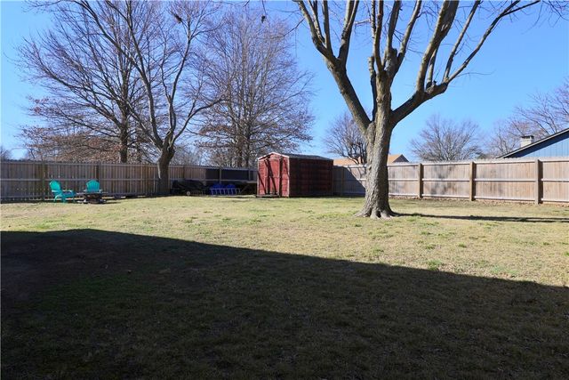 1705 Ridgeview Drive, Springdale, AR 72762