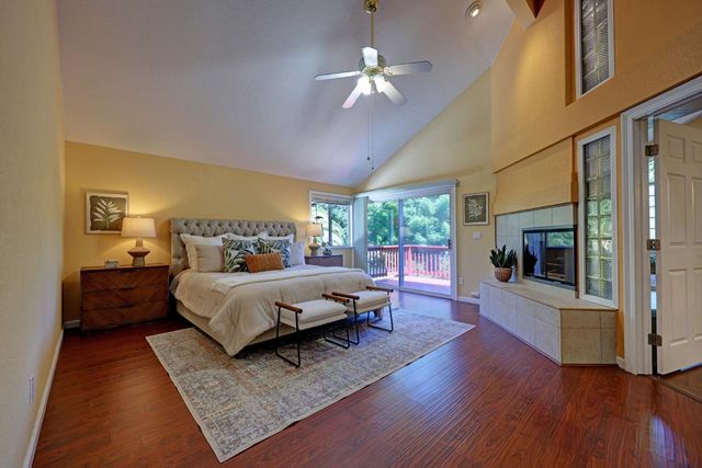 108 Lowney Ct, Folsom, CA 95630