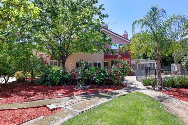 108 Lowney Ct, Folsom, CA 95630