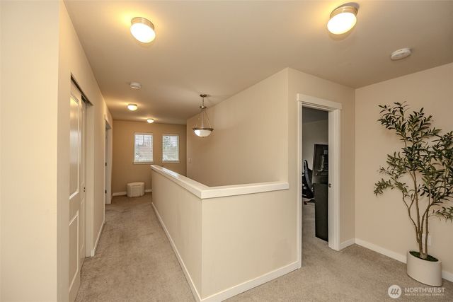 1737 Hillcrest Loop, Mount Vernon, WA 98274