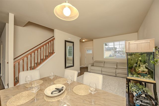 1737 Hillcrest Loop, Mount Vernon, WA 98274
