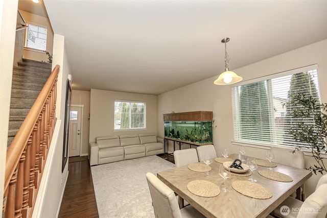1737 Hillcrest Loop, Mount Vernon, WA 98274