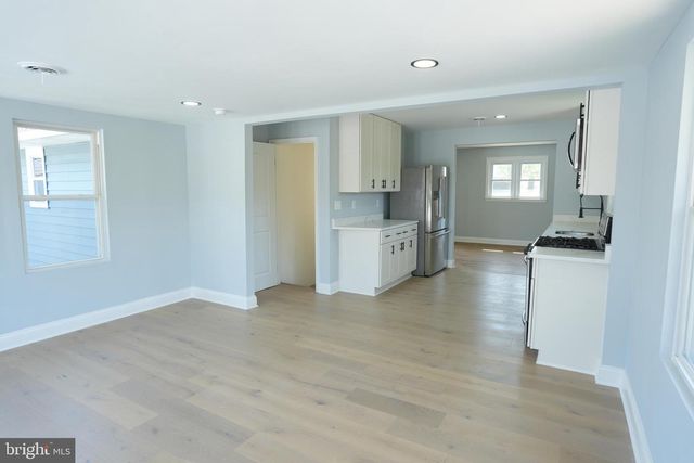 18 MAGNOLIA AVE, Glen Burnie, MD 21061