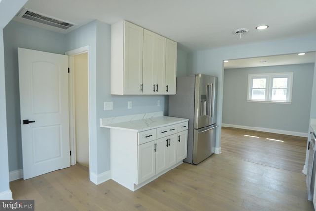 18 MAGNOLIA AVE, Glen Burnie, MD 21061