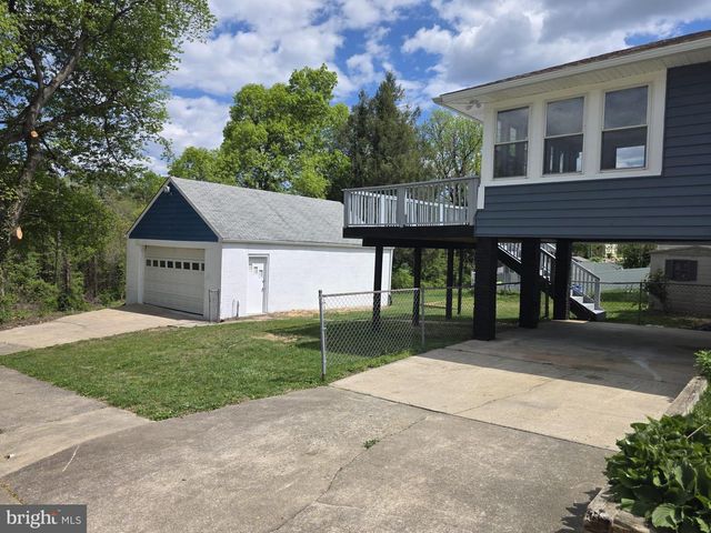 18 MAGNOLIA AVE, Glen Burnie, MD 21061