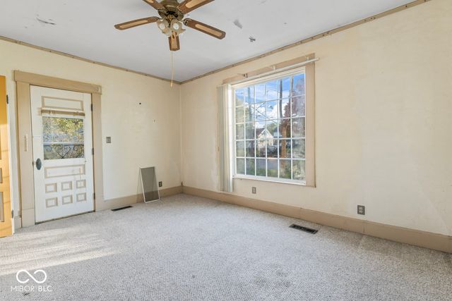 917 S 15th Street, New Castle, IN 47362