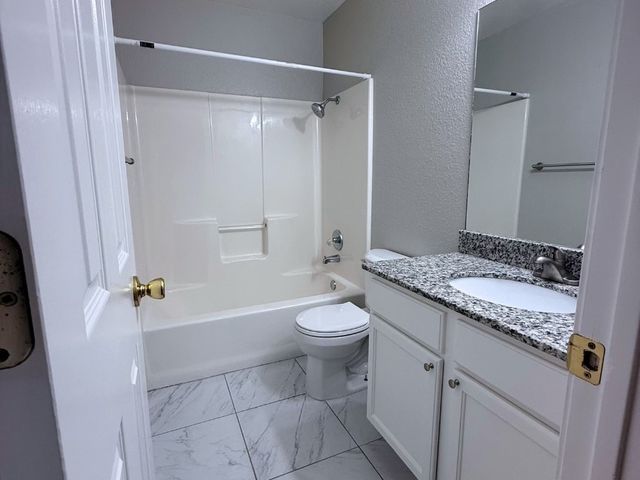 603 Ane Avenue, Lowell, AR 72745