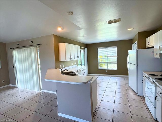 1311 NW 15th TER, Cape Coral, FL 33993