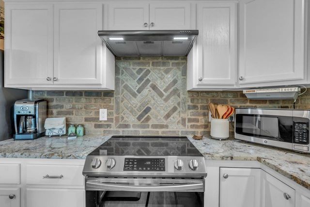 2627 Clear Ridge Drive, Kingwood, TX 77339