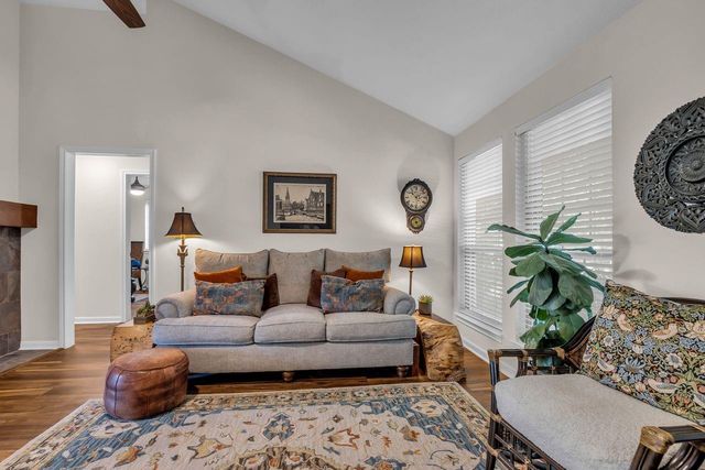 2627 Clear Ridge Drive, Kingwood, TX 77339